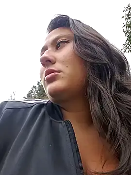 Snapshot of Celeem_ chatting on February 2025 09:14:01 PM Celeem online show from February 2025 09:14:01 PM