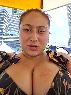 Snapshot of Celeem_ chatting on February 2025 08:14:02 PM Celeem online show from February 2025 08:14:02 PM