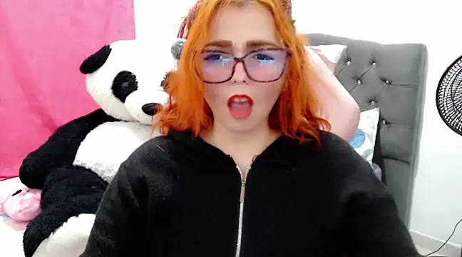 Snapshot of Alexatexa2929 chatting on February 2025 01:46:02 AM Alexatexa2929 online show from February 2025 01:46:02 AM