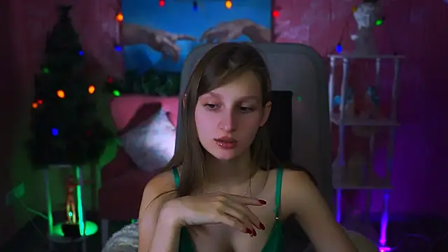 EllaHorton online show from January 2025 11:37:02 AM