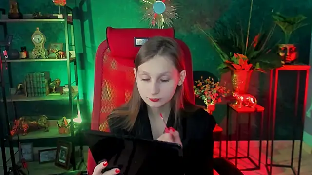 EllaHorton online show from February 2025 12:31:01 PM