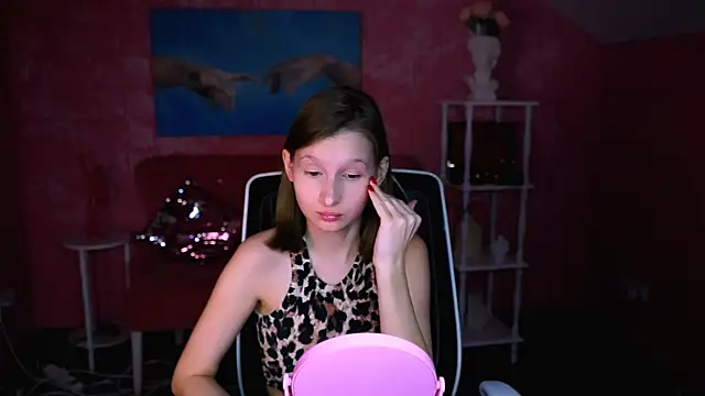 EllaHorton online show from April 2026 01:41:01 PM