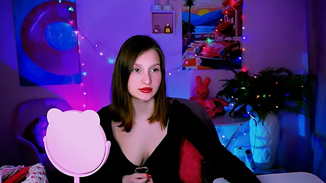 EllaHorton online show from April 2026 07:41:01 PM