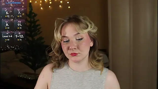 Snapshot of sensual_girrrl chatting on December 2024 07:14:01 PM sensual girrrl online show from December 2024 07:14:01 PM