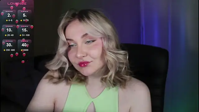 Snapshot of sensual_girrrl chatting on September 2025 07:40:02 PM sensual girrrl online show from September 2025 07:40:02 PM