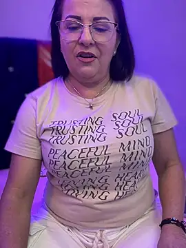 Snapshot of PaulinaSanders_X chatting on January 2025 05:48:01 PM PaulinaSanders X online show from January 2025 05:48:01 PM