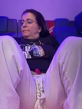 Snapshot of PaulinaSanders_X chatting on January 2025 10:34:02 PM PaulinaSanders X online show from January 2025 10:34:02 PM