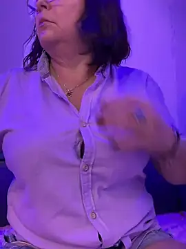 Snapshot of PaulinaSanders_X chatting on February 2025 07:20:02 PM PaulinaSanders X online show from February 2025 07:20:02 PM