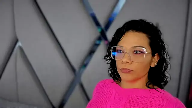 paula daniela1 online show from February 2025 09:14:02 PM