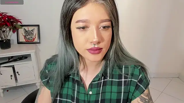 Snapshot of kat_apple chatting on November 2025 08:52:01 PM kat apple online show from November 2025 08:52:01 PM