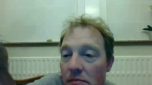 Snapshot of bertolini chatting on April 2026 10:25:02 PM bertolini online show from April 2026 10:25:02 PM