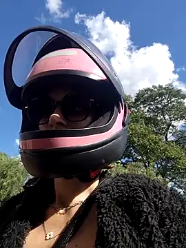 Snapshot of Irresistible24 chatting on November 2025 06:56:02 PM Irresistible24 online show from November 2025 06:56:02 PM