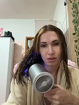 Irresistible24 online show from April 2026 06:17:02 PM