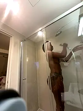 Snapshot of SUUKAM chatting on September 2025 07:25:02 AM SUUKAM online show from September 2025 07:25:02 AM