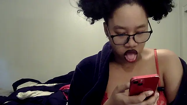 Snapshot of goddessdaisysky chatting on January 2026 05:37:01 PM goddessdaisysky online show from January 2026 05:37:01 PM