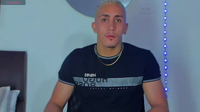 MikeRoss7777 online show from January 2025 01:09:02 AM