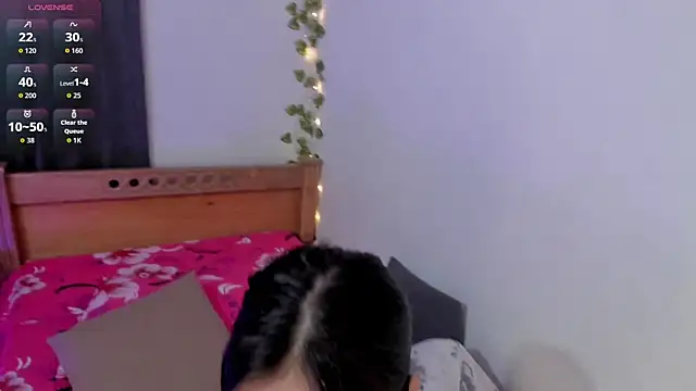 andrea osorio  online show from March 2026 11:36:01 AM