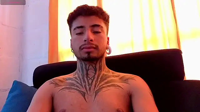 JuanCamiilo 66 online show from May 2026 06:58:01 PM