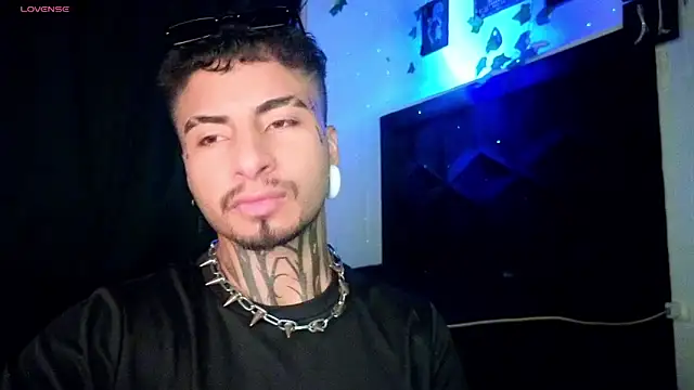 JuanCamiilo 66 online show from May 2026 11:55:01 PM