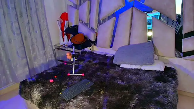 Natalyefoster online show from March 2026 02:09:02 PM