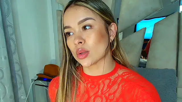 Natalyefoster online show from May 2026 08:05:02 PM