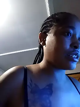 Snapshot of Yelowbone chatting on March 2025 10:10:02 PM Yelowbone online show from March 2025 10:10:02 PM