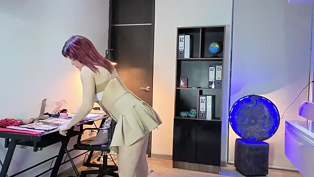 xalicesfantasyx online show from November 2025 12:10:01 AM