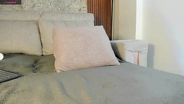 im tyra online show from February 2025 10:30:02 AM