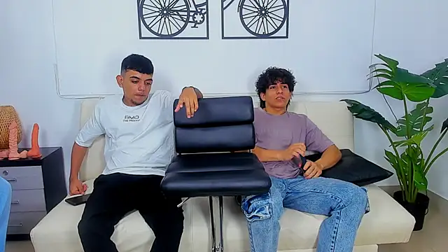 Snapshot of Crazy_nigth01 chatting on February 2026 07:21:01 PM Crazy nigth01 online show from February 2026 07:21:01 PM