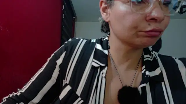 charlotedoll online show from May 2026 02:41:02 AM