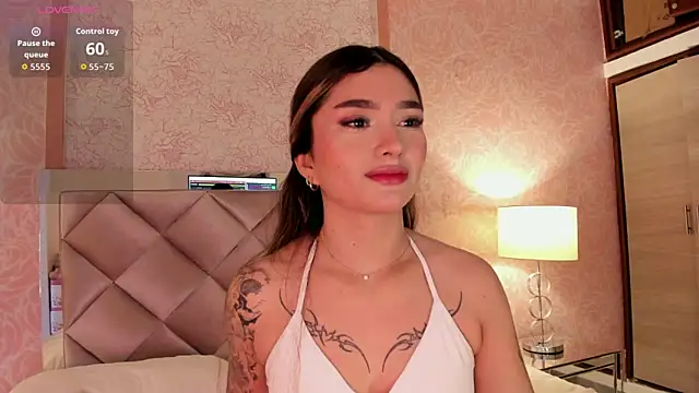 Snapshot of Arianavillada chatting on March 2026 03:34:01 AM Arianavillada online show from March 2026 03:34:01 AM