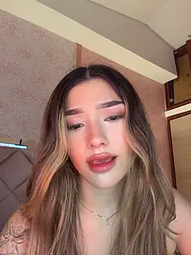 Snapshot of Arianavillada chatting on April 2026 03:34:02 AM Arianavillada online show from April 2026 03:34:02 AM