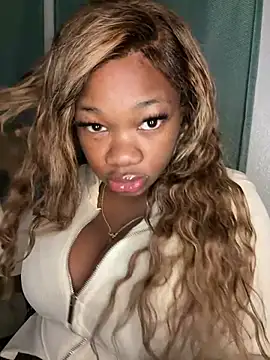 CharismaaBanx online show from February 2025 03:01:01 AM