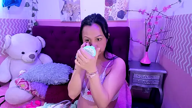 Snapshot of candysmitxxx chatting on October 2025 02:48:01 AM candysmitxxx online show from October 2025 02:48:01 AM