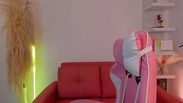 Snapshot of veronicaxx69 chatting on December 2025 10:39:01 PM veronicaxx69 online show from December 2025 10:39:01 PM