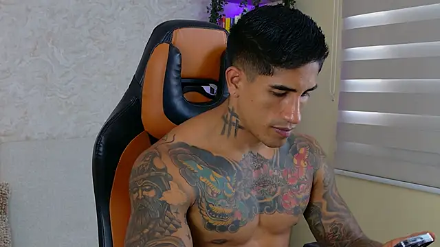 AdanReilly online show from December 2024 08:18:01 PM