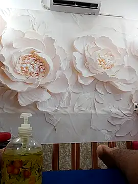 zizi public online show from November 2025 01:06:01 AM