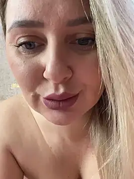 LadyLolyPop  online show from March 2025 04:13:01 AM