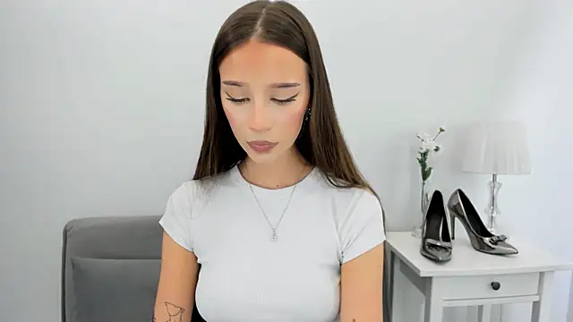 EmilyDarling online show from November 2025 09:05:02 PM