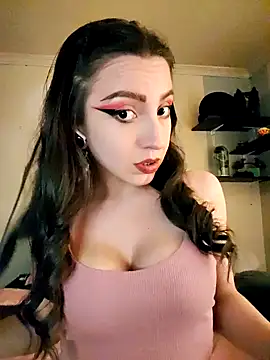 Snapshot of Paudelatorre chatting on December 2025 01:25:01 AM Paudelatorre online show from December 2025 01:25:01 AM