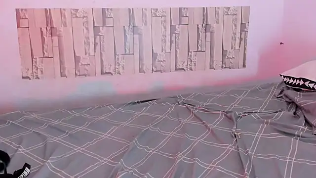 Emily Coper18 online show from March 2025 11:26:01 PM