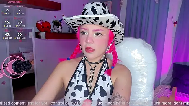 Tiny  Emmy online show from October 2025 06:54:01 AM