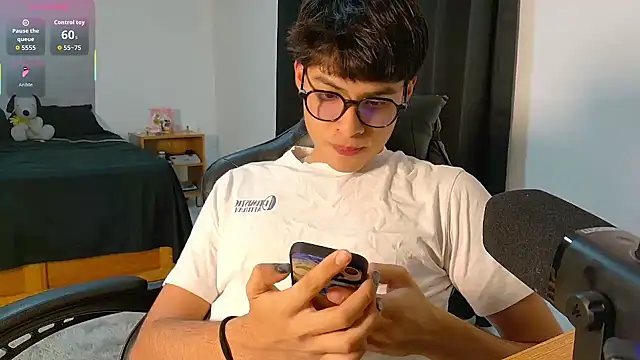 Snapshot of Jacotnk chatting on November 2025 03:50:01 AM Jacotnk online show from November 2025 03:50:01 AM