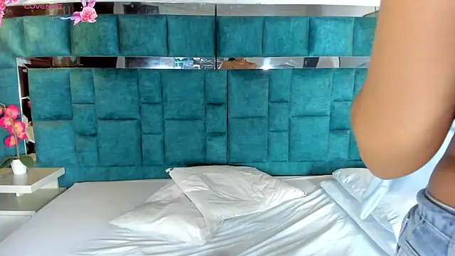 Abril Gomez06 online show from July 2026 09:43:01 PM