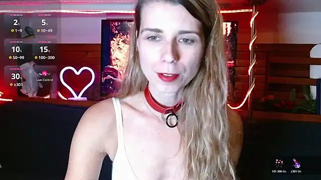 Snapshot of Trinity_Fire chatting on November 2025 12:42:01 AM Trinity Fire online show from November 2025 12:42:01 AM