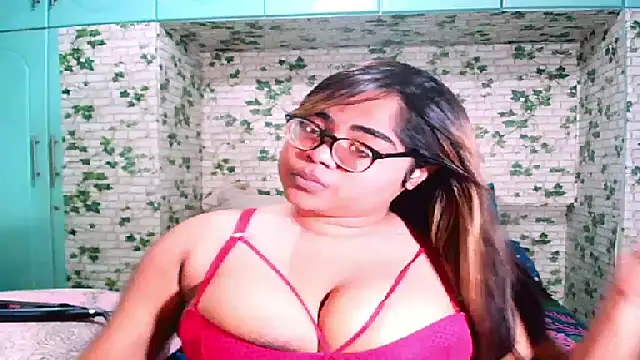 Indian Lola00 online show from June 2026 08:21:01 PM