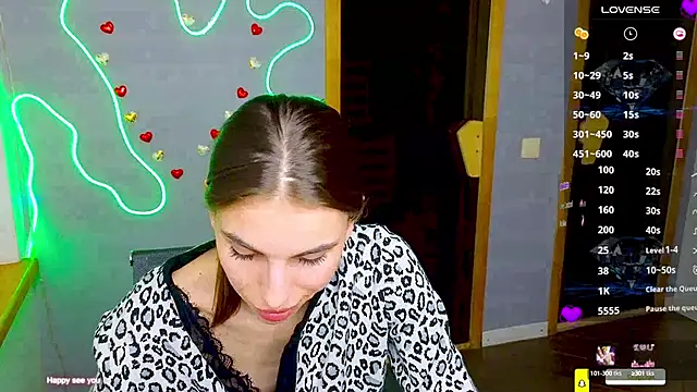 EmmyGreans online show from February 2025 03:41:02 PM