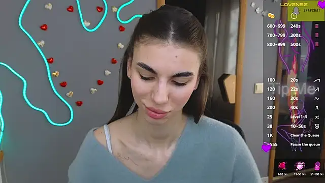 EmmyGreans online show from March 2025 06:30:01 AM