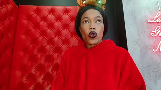 CrystalBrooke3x online show from December 2025 09:21:01 PM