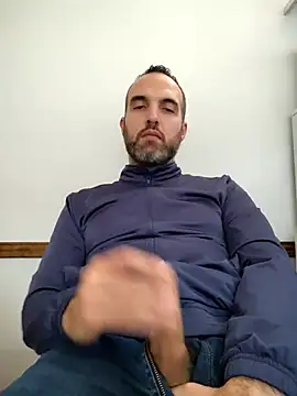 leon3875 online show from September 2025 03:37:01 PM